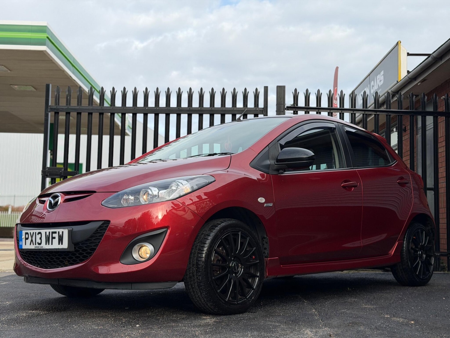 Used Mazda Mazda2 2013 for sale - 76457913: Photo 10