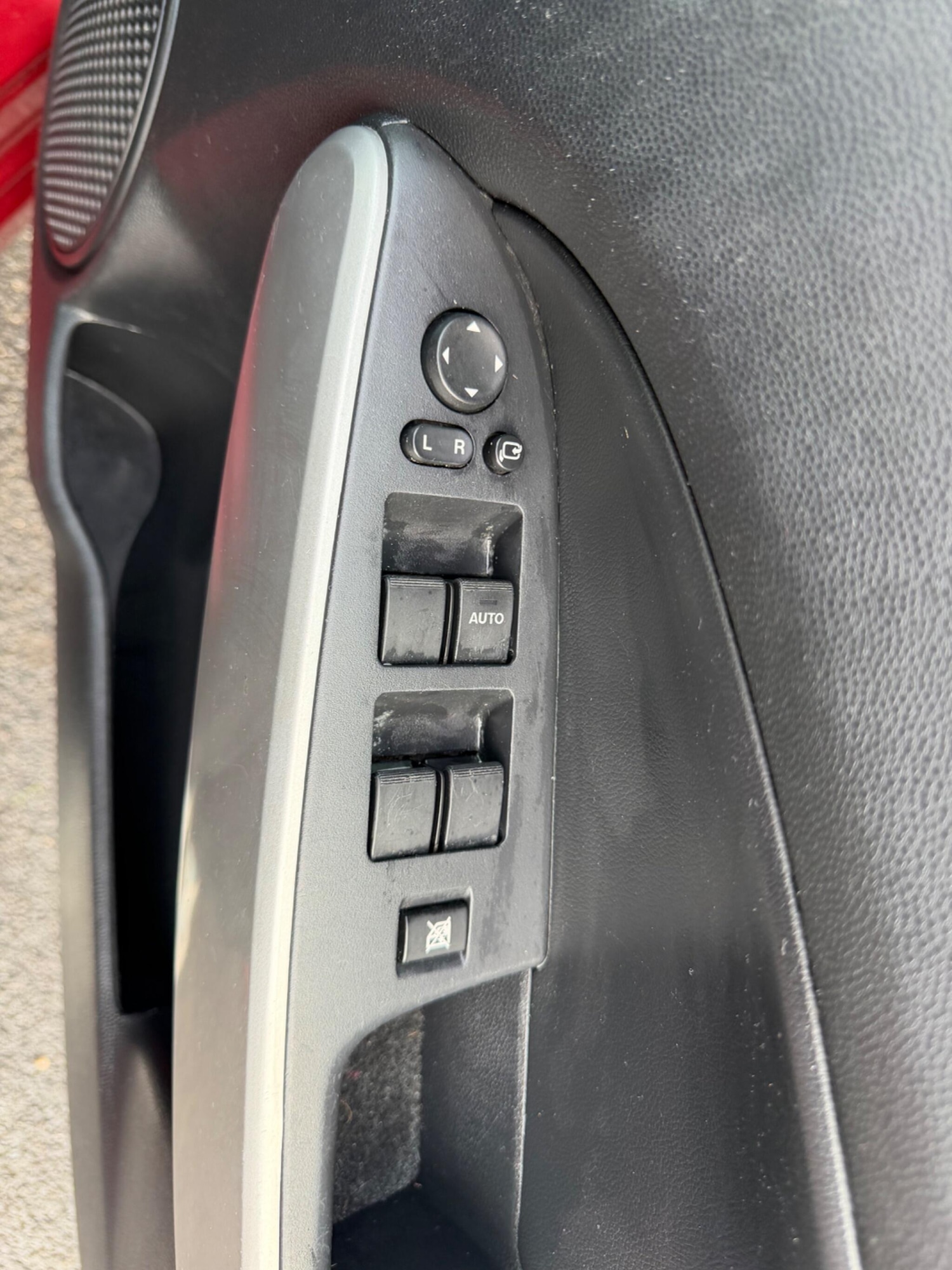 Used Mazda Mazda2 2013 for sale - 76457913: Photo 30