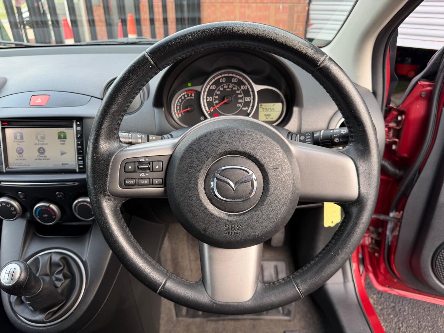 Used Mazda Mazda2 2013 for sale - 76457913: Photo 37