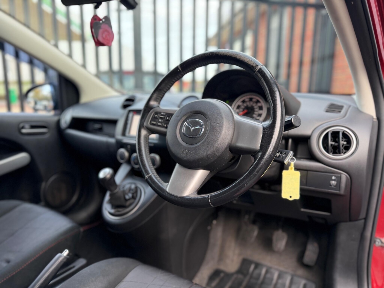 Used Mazda Mazda2 2013 for sale - 76457913: Photo 41