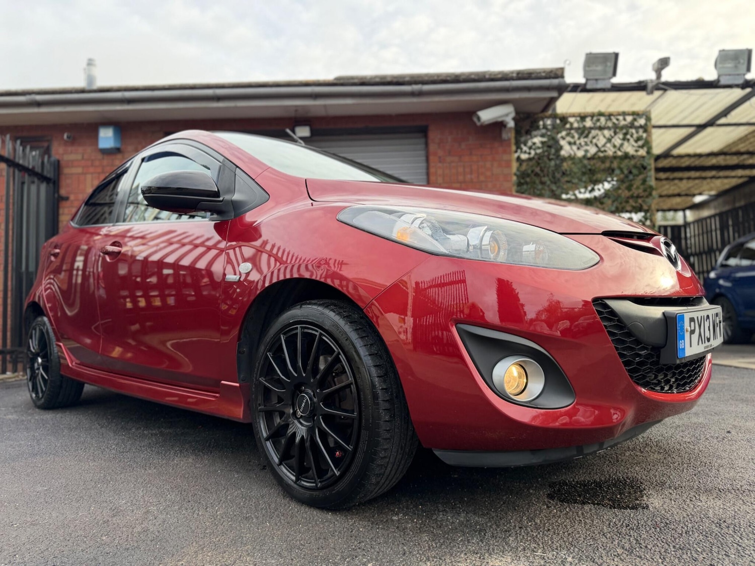 Used Mazda Mazda2 2013 for sale - 76457913: Photo 6