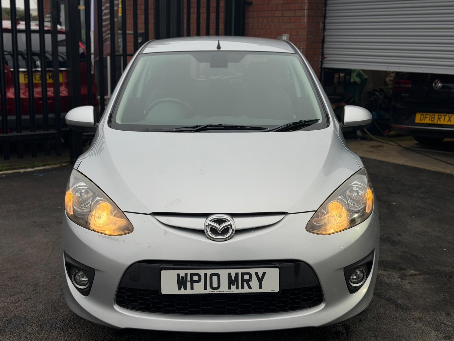 Used Mazda Mazda2 2010 for sale - 77157646: Photo 2