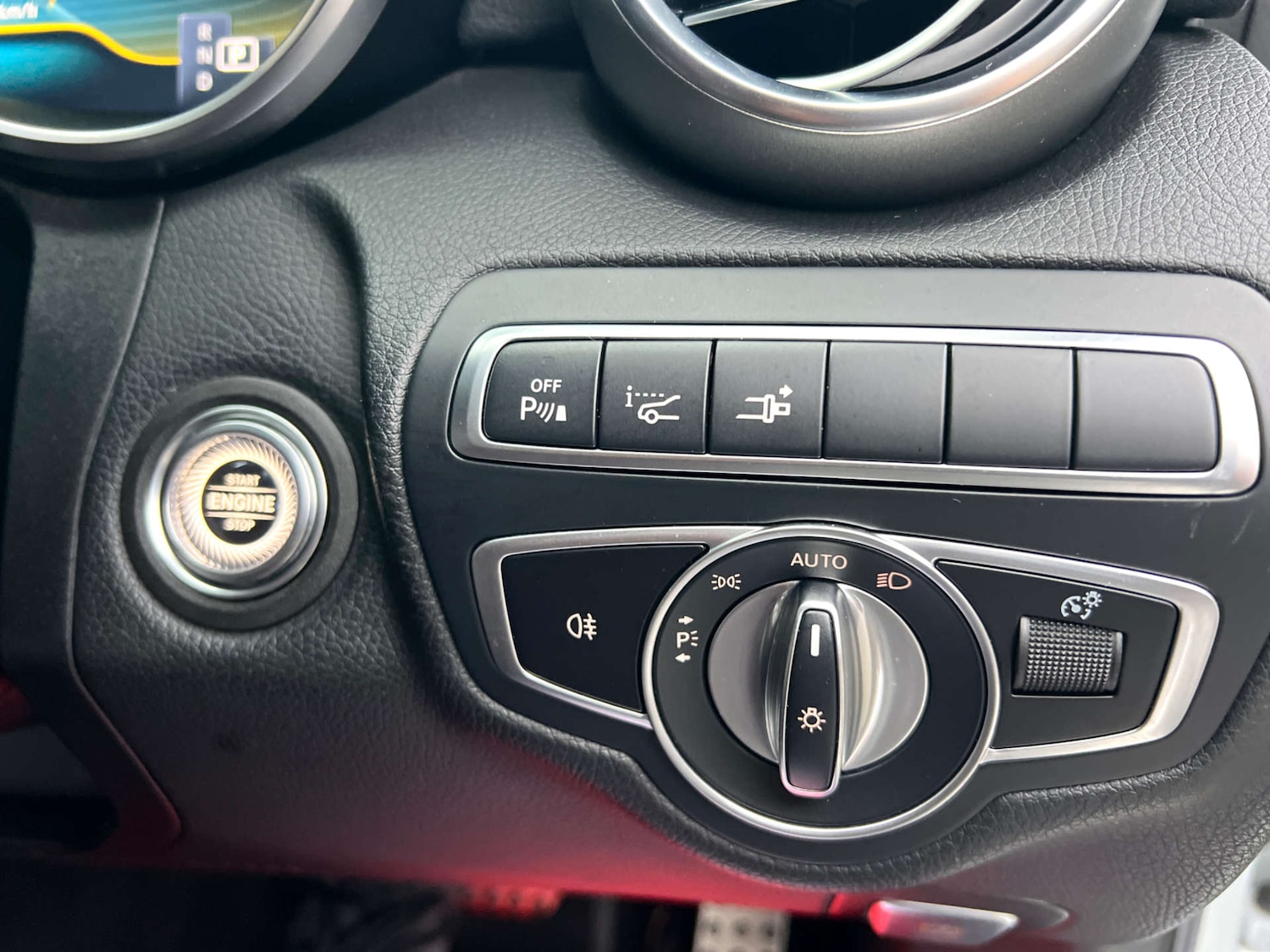 Used Mercedes-Benz C Class 2020 for sale - 76861632: Photo 13