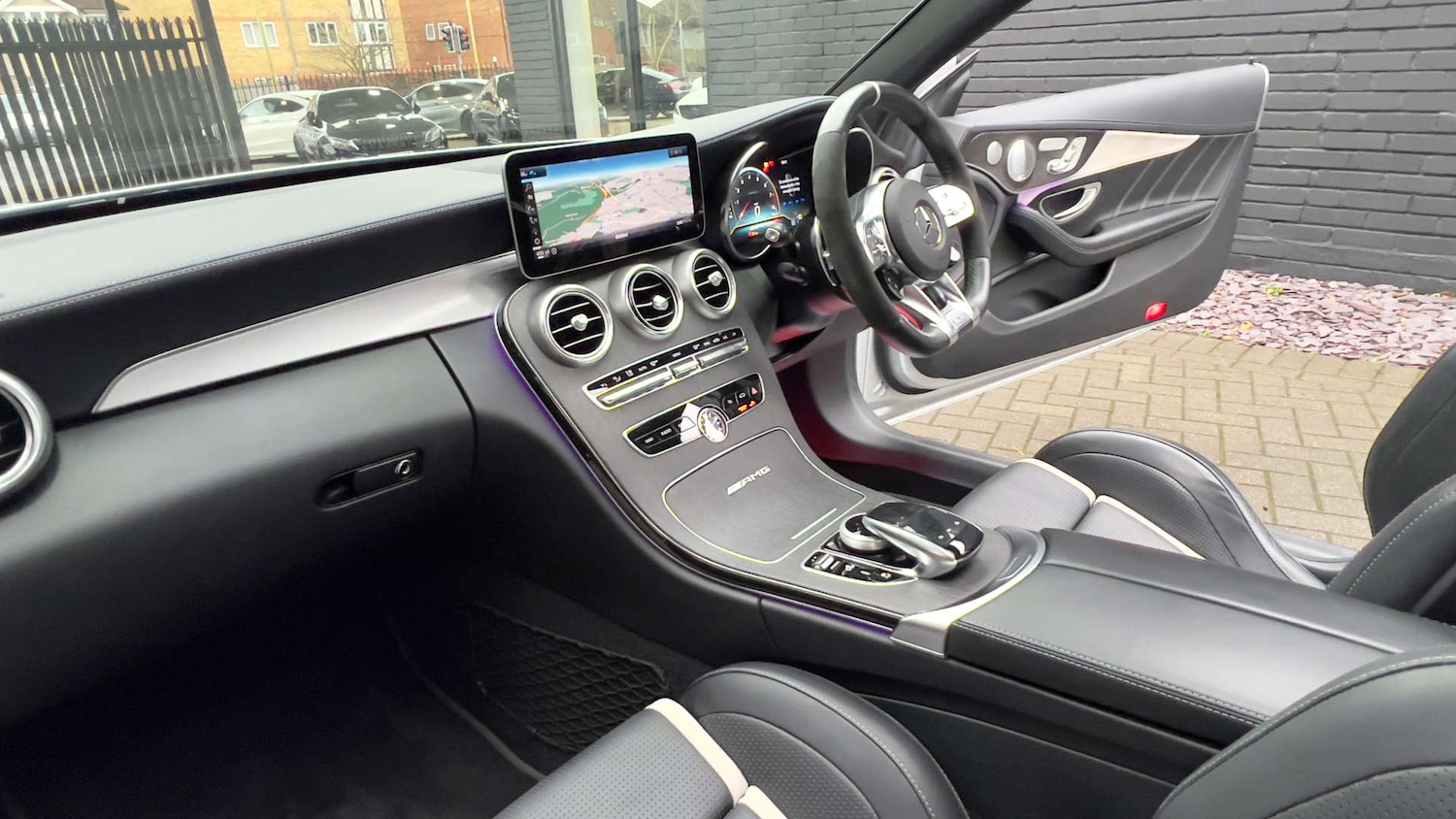 Used Mercedes-Benz C Class 2020 for sale - 76861632: Photo 35