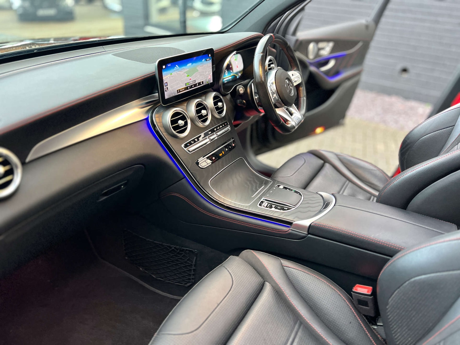 Used Mercedes-Benz GLC 2020 for sale - 77708953: Photo 32