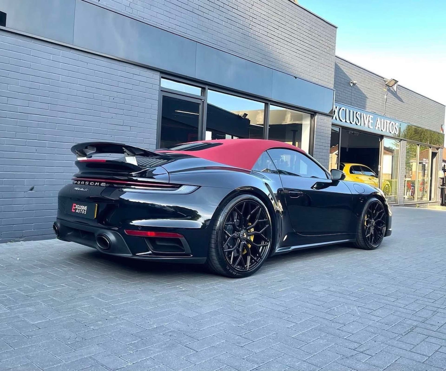 Used Porsche 911 2020 for sale - 78219724: Photo 2