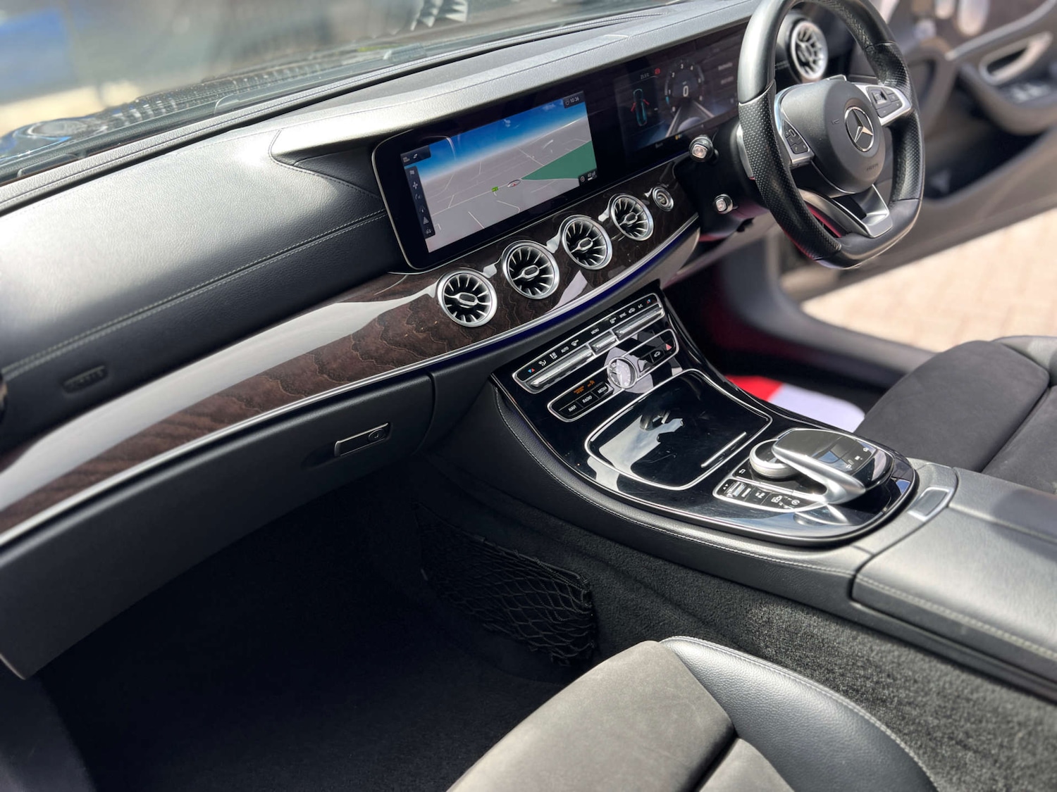 Used Mercedes-Benz E Class 2017 for sale - 76363752: Photo 23