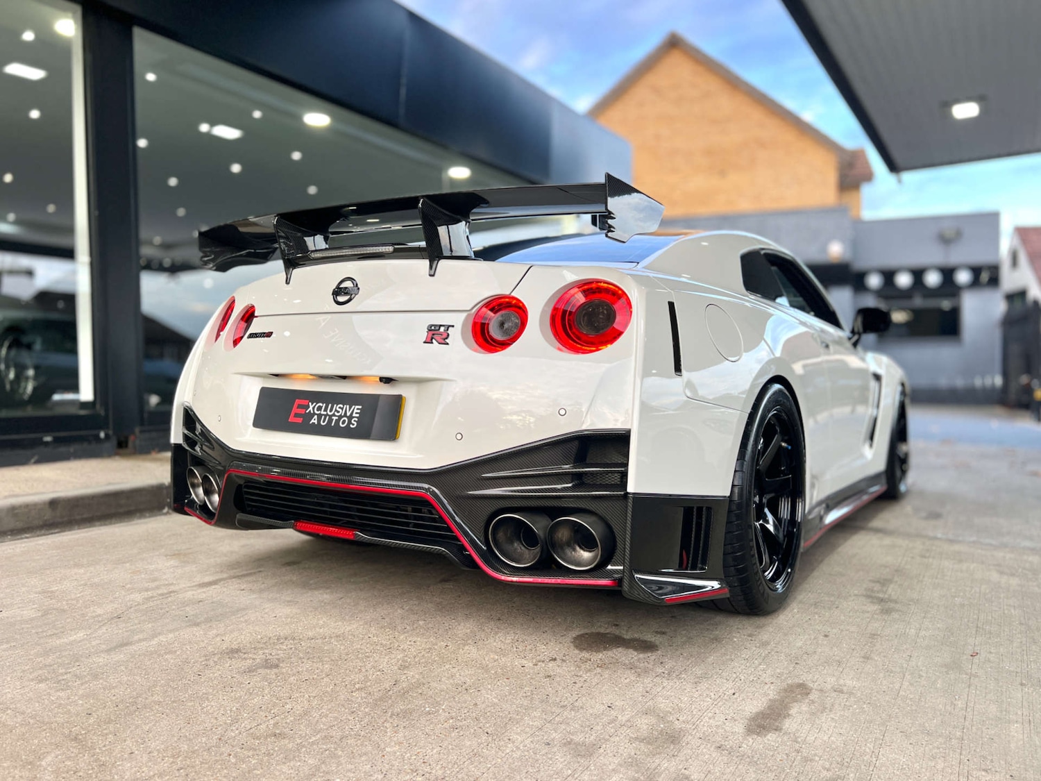 Used Nissan GT-R 2017 for sale - 76477432: Photo 16