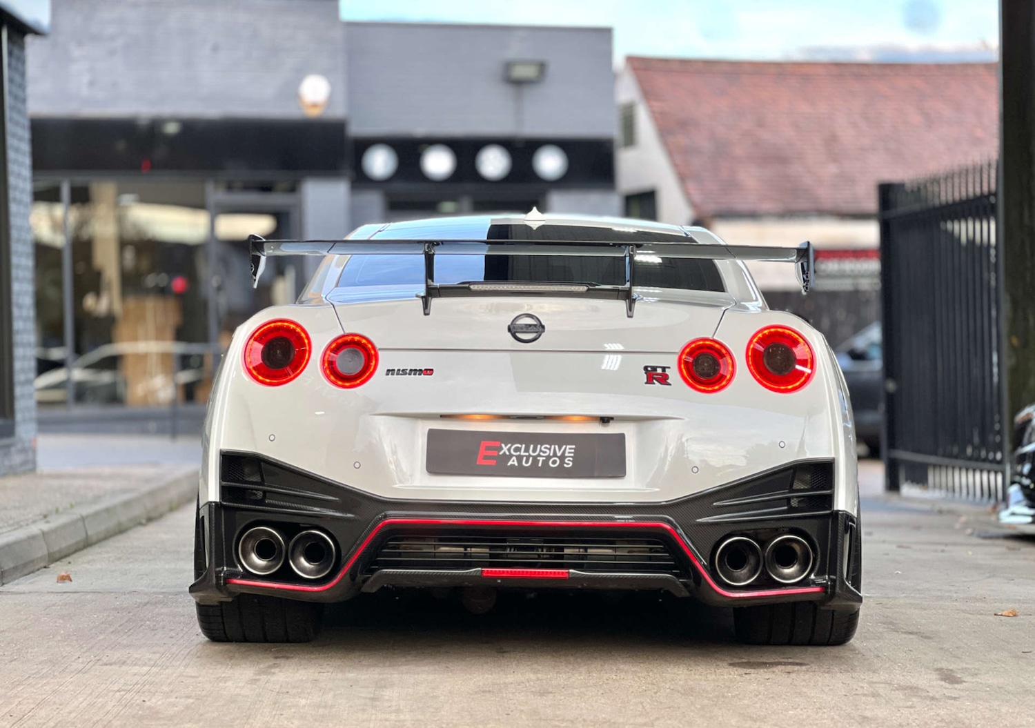 Used Nissan GT-R 2017 for sale - 76477432: Photo 20