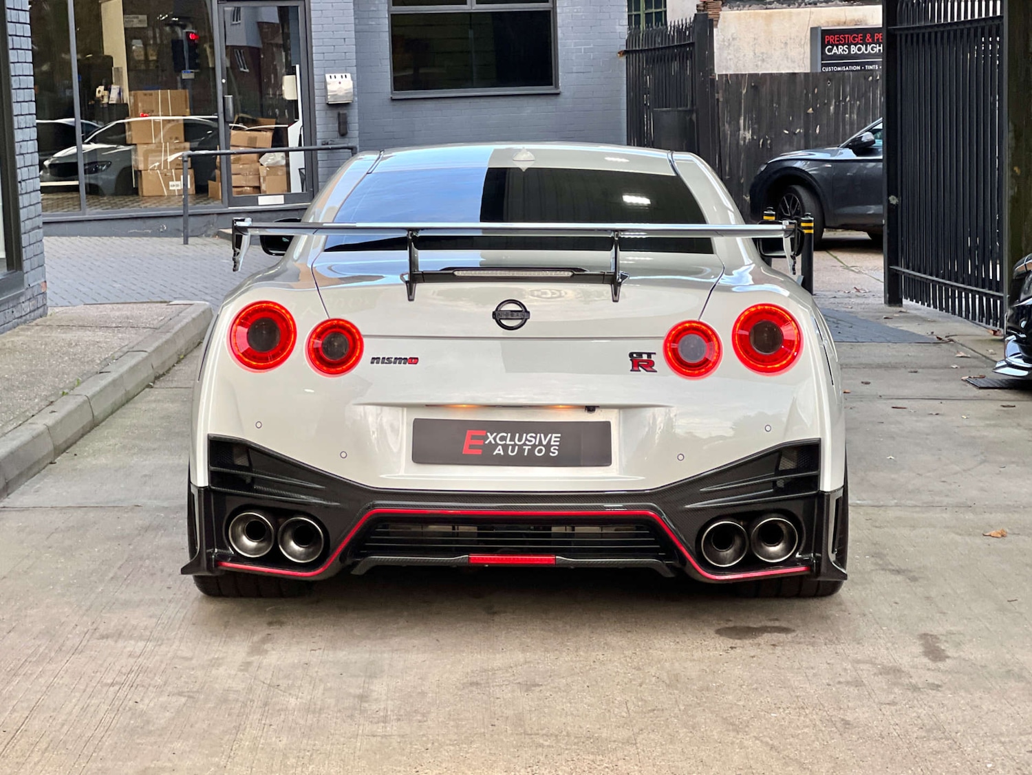 Used Nissan GT-R 2017 for sale - 76477432: Photo 22