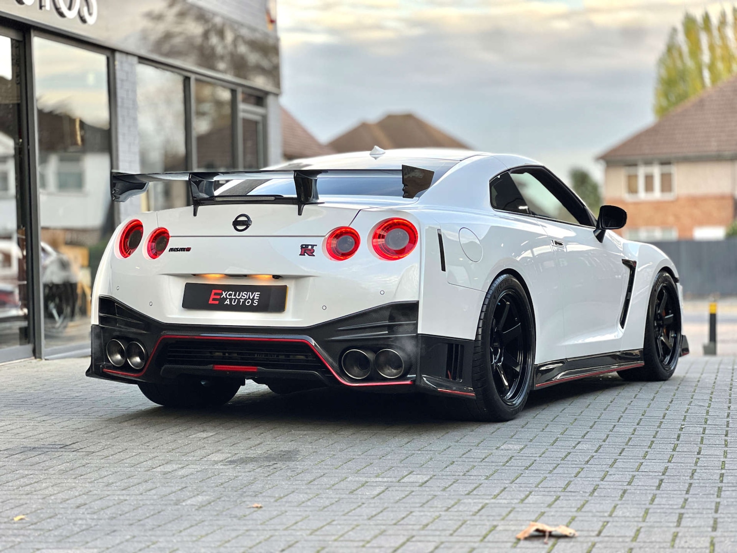 Used Nissan GT-R 2017 for sale - 76477432: Photo 3