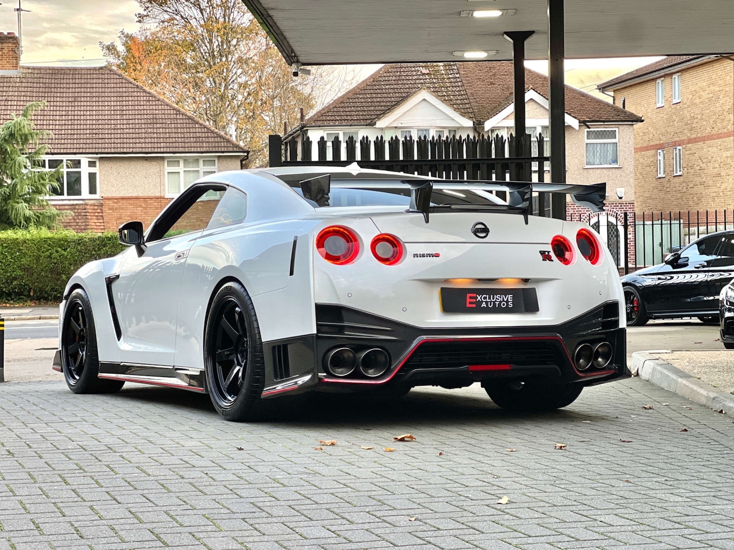 Used Nissan GT-R 2017 for sale - 76477432: Photo 4
