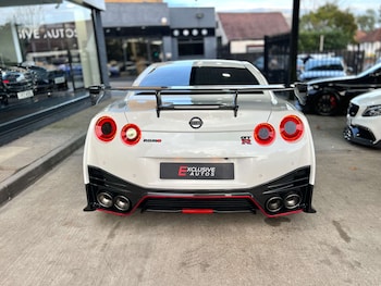 Used Nissan GT-R 2017 for sale - 76477432: Photo