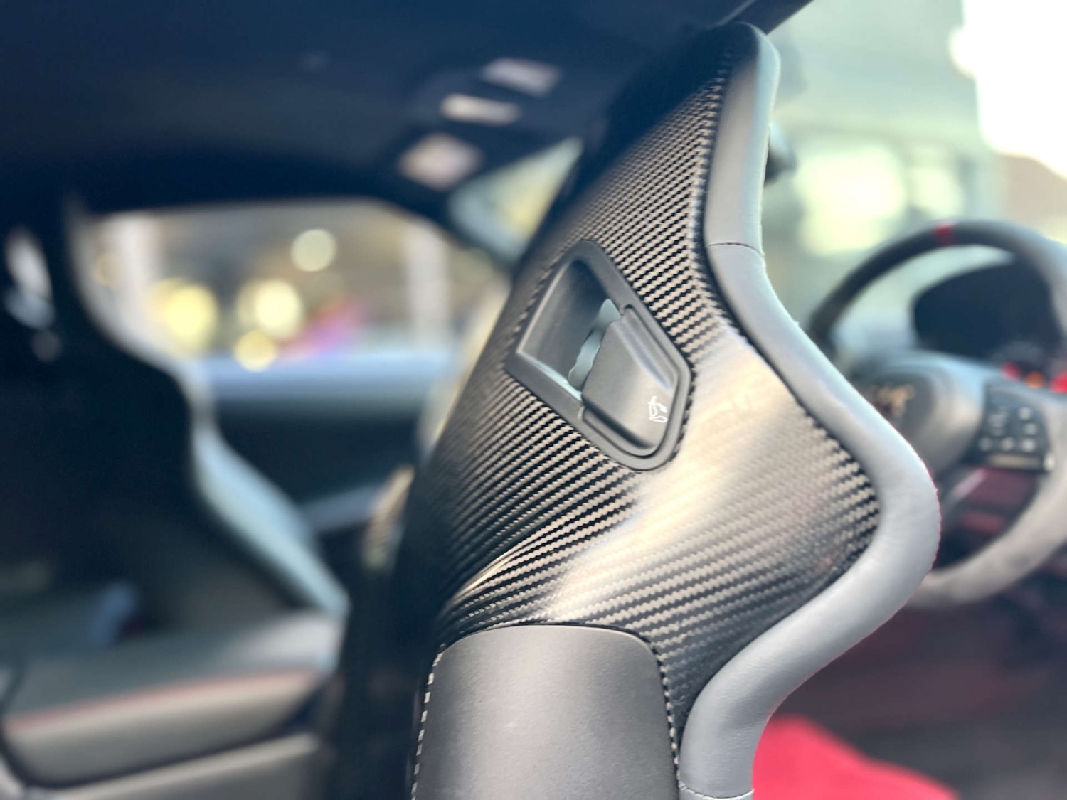 Used Nissan GT-R 2017 for sale - 76477432: Photo 7