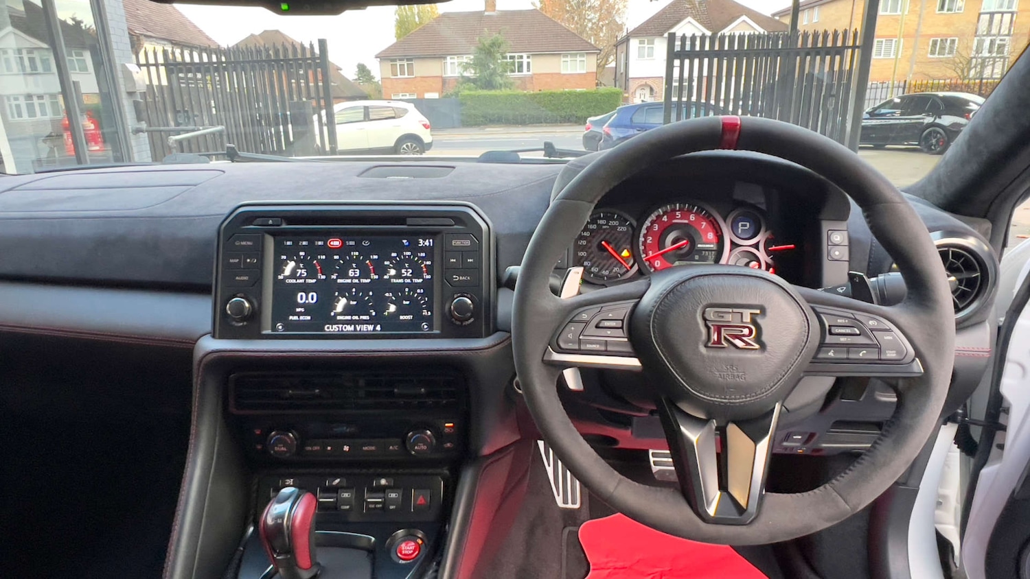 Used Nissan GT-R 2017 for sale - 76477432: Photo 9