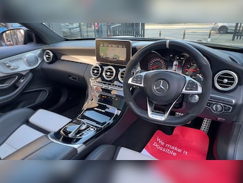 Used Mercedes-Benz C Class 2018 for sale - 77637097: Photo