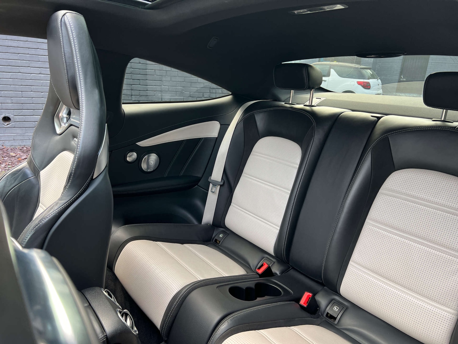 Used Mercedes-Benz C Class 2017 for sale - 76319696: Photo 17