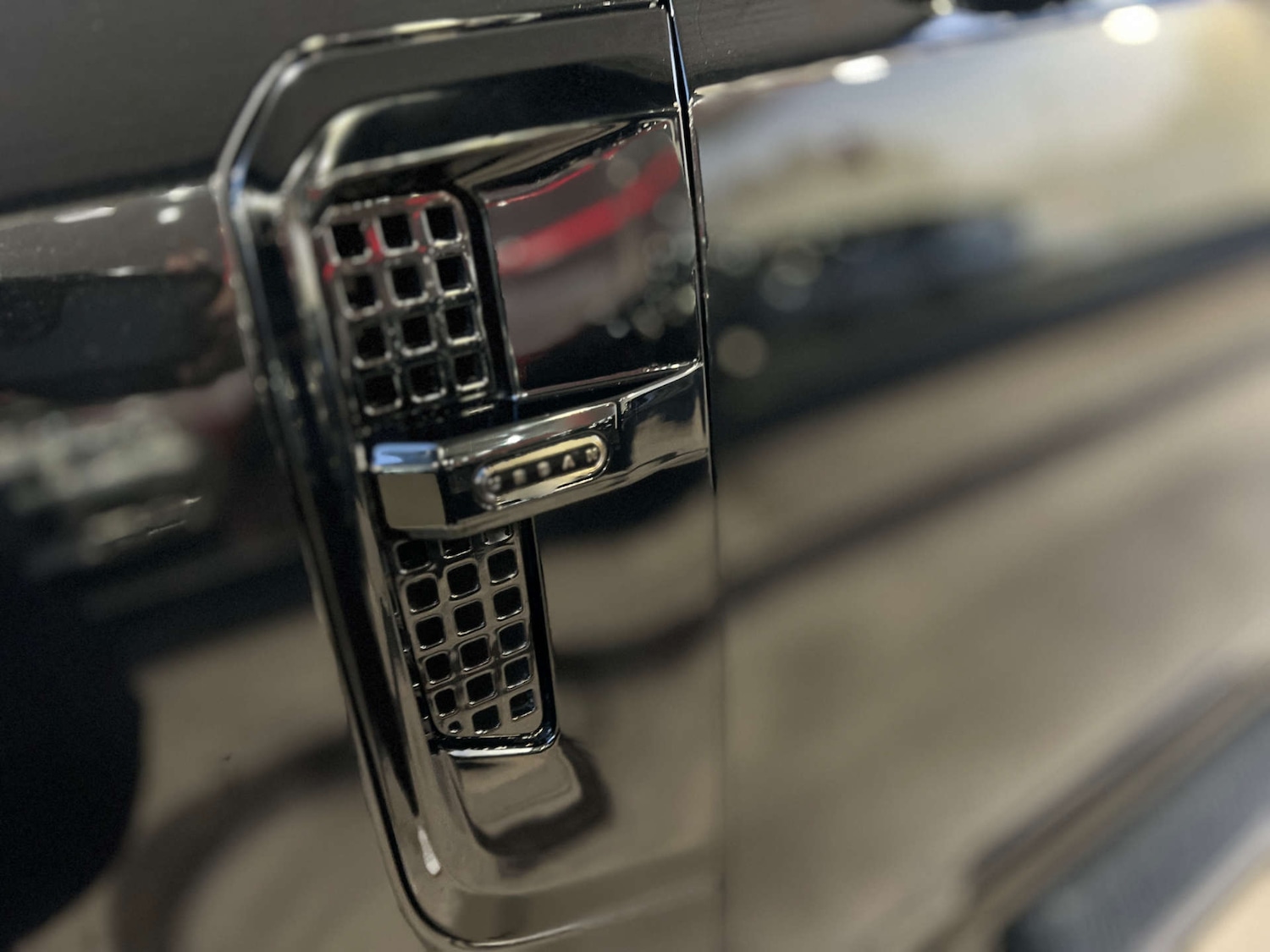 Used Land Rover Defender 2022 for sale - 76127604: Photo 23