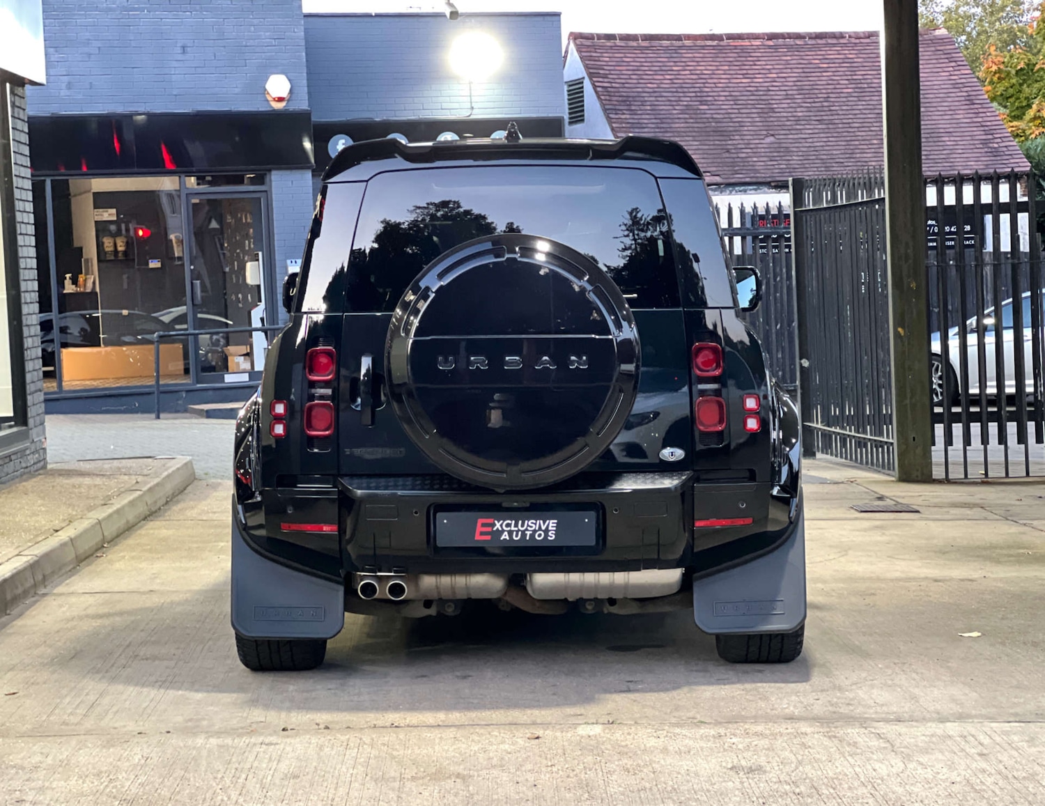 Used Land Rover Defender 2022 for sale - 76127604: Photo 41
