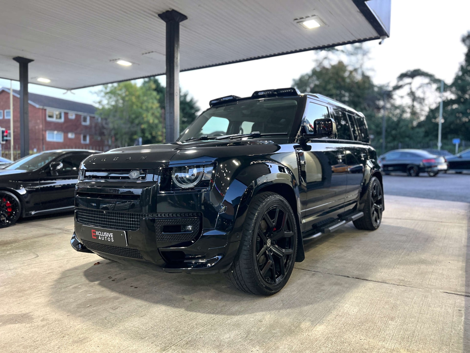 Used Land Rover Defender 2022 for sale - 76127604: Photo 43