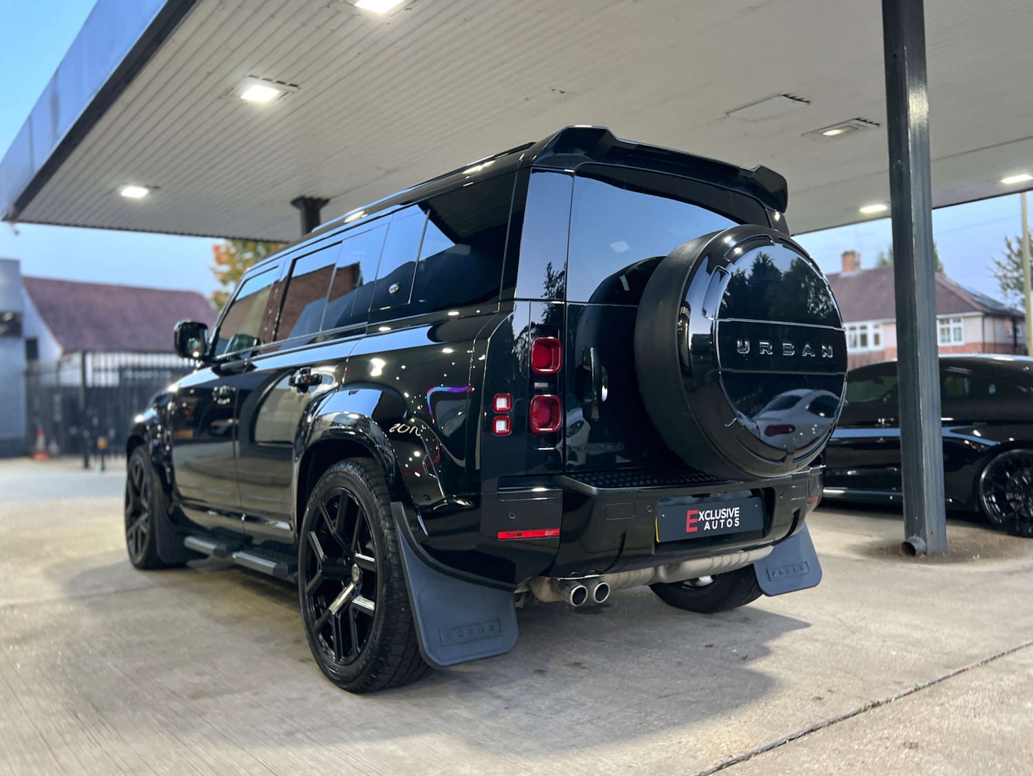 Used Land Rover Defender 2022 for sale - 76127604: Photo 6