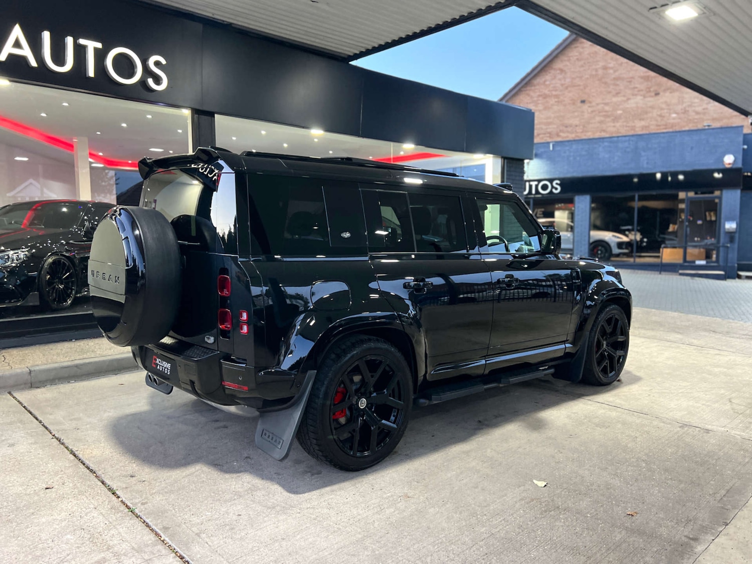 Used Land Rover Defender 2022 for sale - 76127604: Photo 63