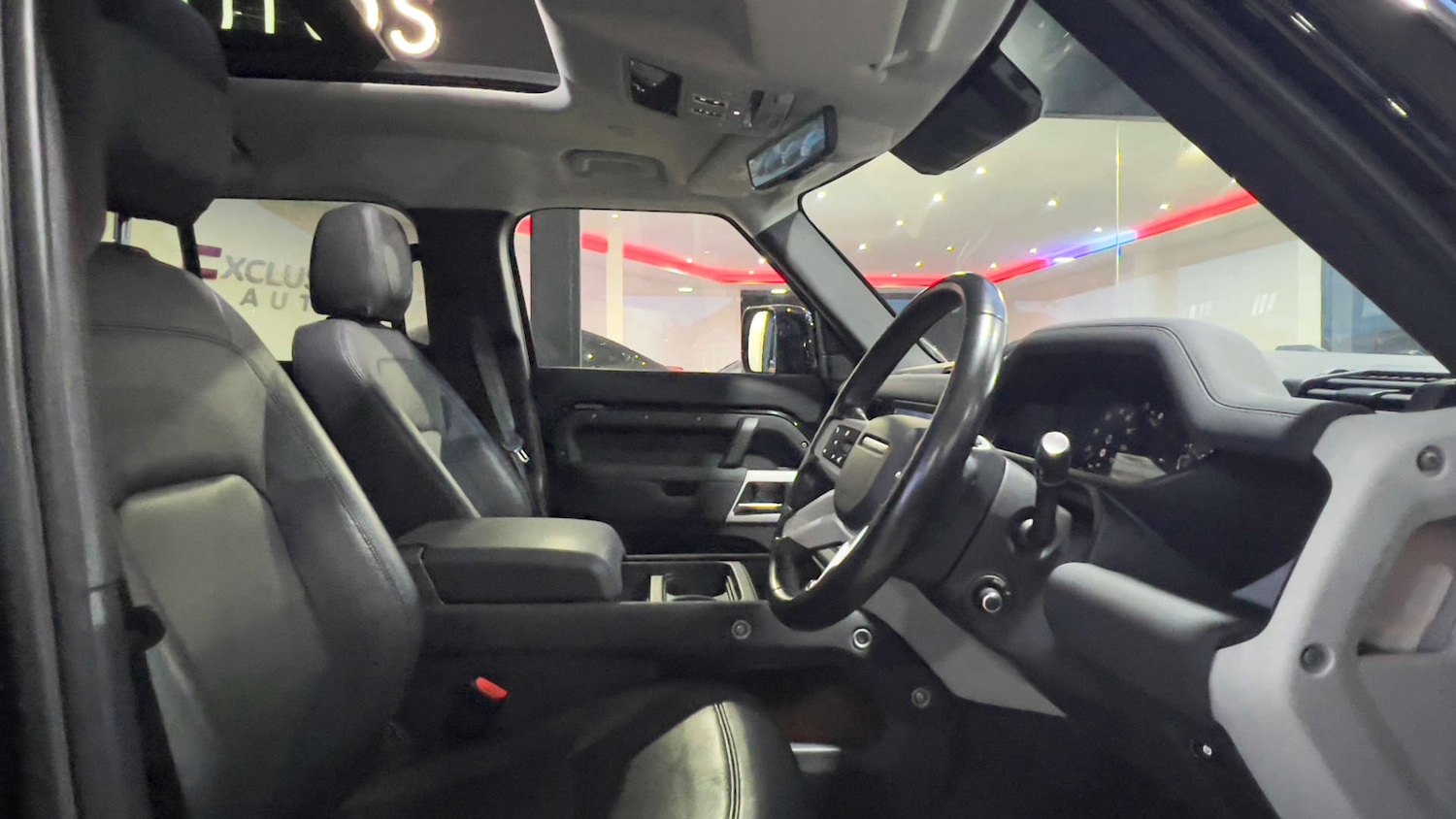 Used Land Rover Defender 2022 for sale - 76127604: Photo 75