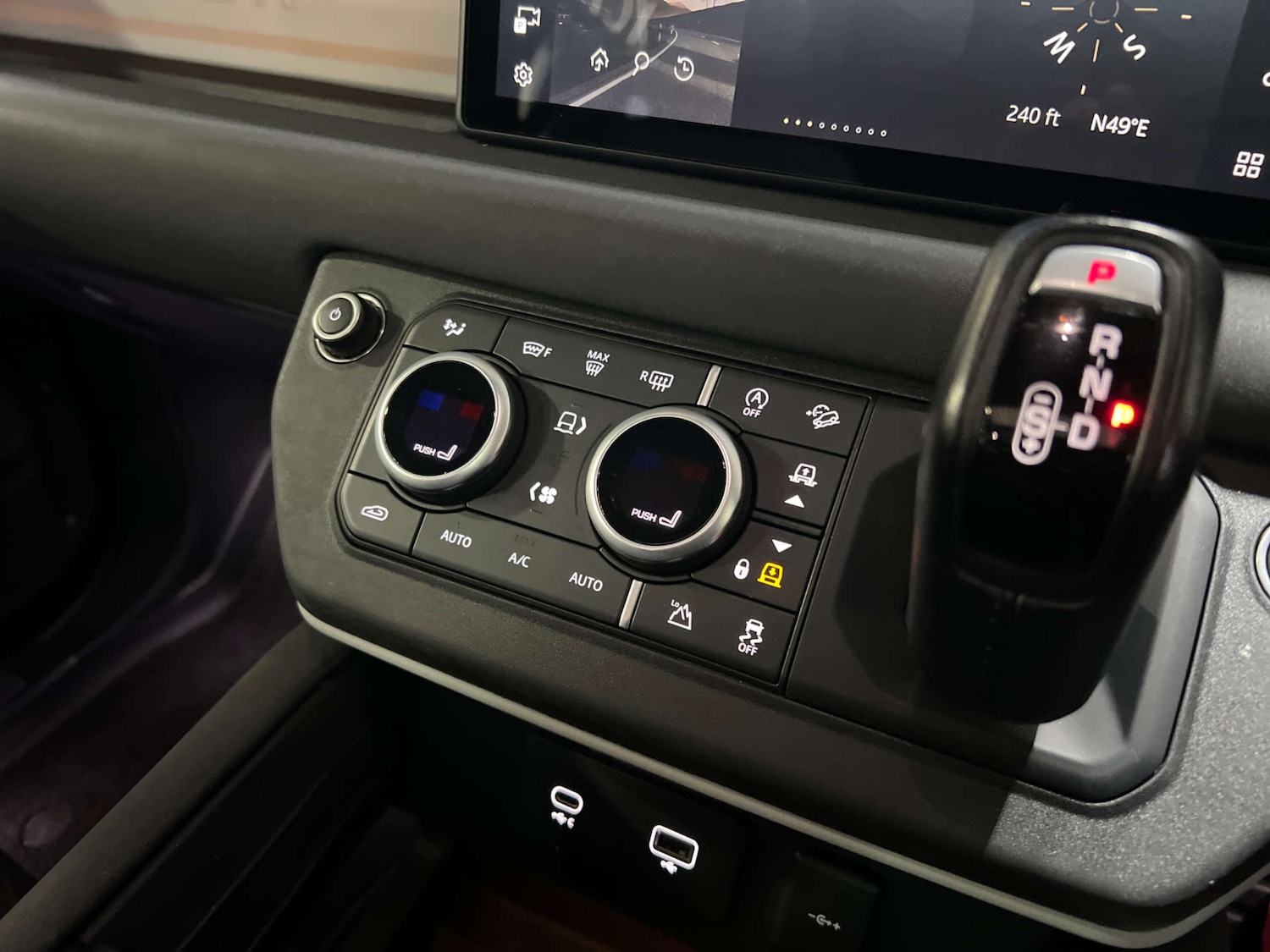 Used Land Rover Defender 2022 for sale - 76127604: Photo 85