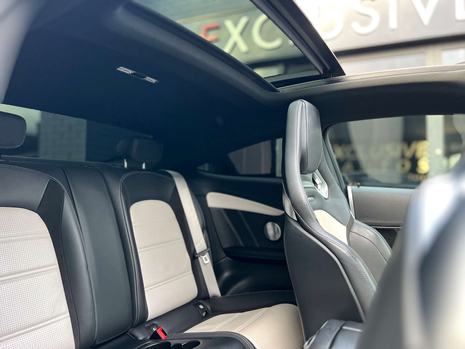 Used Mercedes-Benz C Class 2019 for sale - 76574594: Photo 14