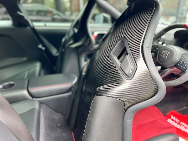 Used Nissan GT-R 2017 for sale - 74375871: Photo 13