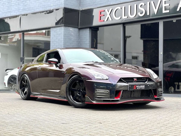 Used Nissan GT-R 2017 for sale - 74375871: Photo 1