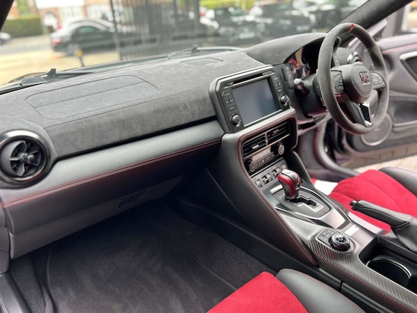 Used Nissan GT-R 2017 for sale - 74375871: Photo 30