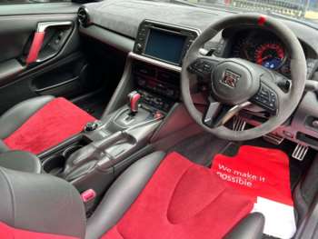 Used Nissan GT-R 2017 for sale - 74375871: Photo