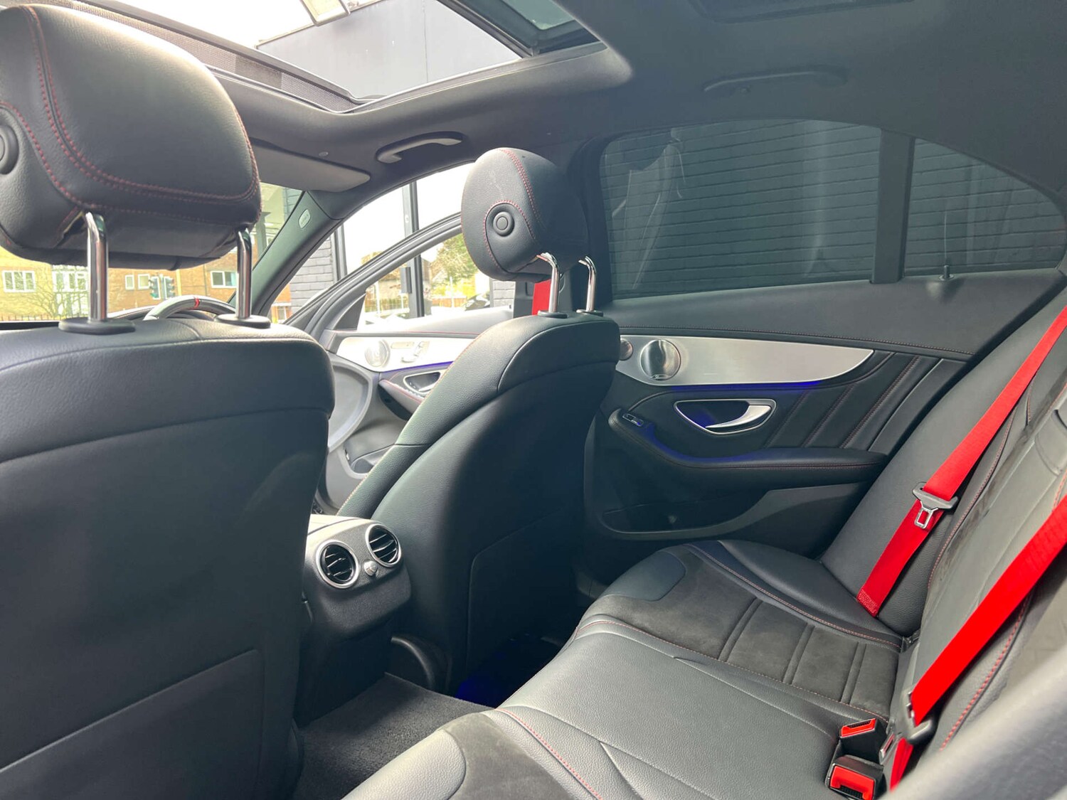 Used Mercedes-Benz C Class 2019 for sale - 76643749: Photo 11