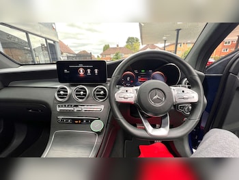 Used Mercedes-Benz GLC 2020 for sale - 76005302: Photo 2
