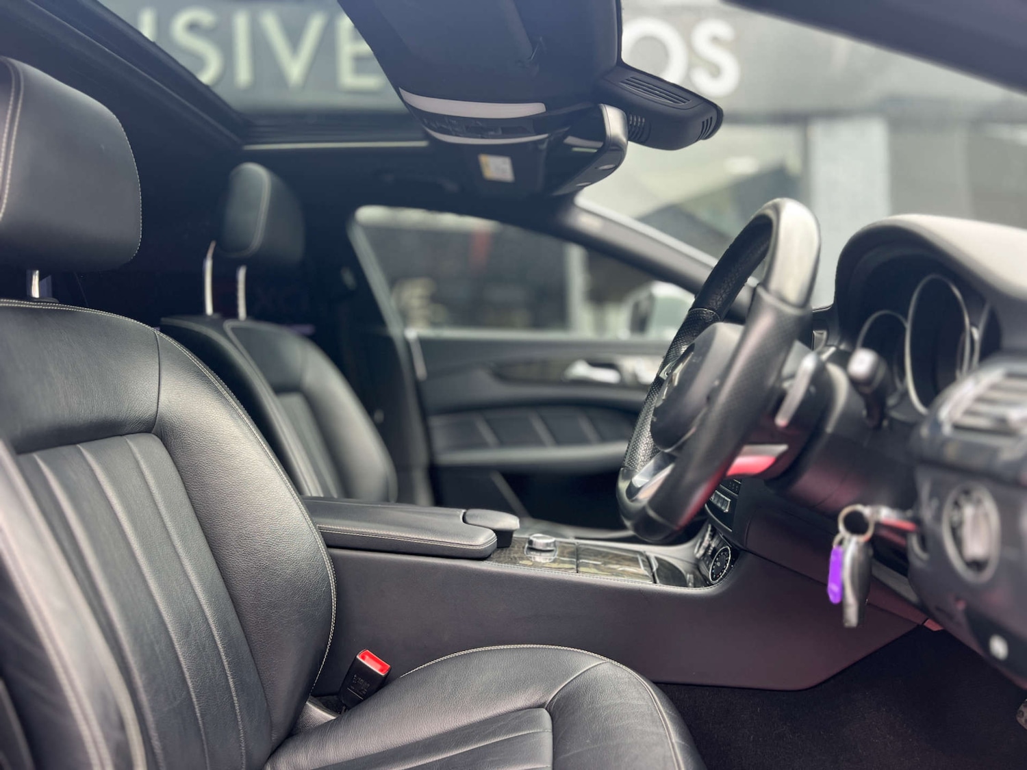 Used Mercedes-Benz CLS 2017 for sale - 76023105: Photo 2