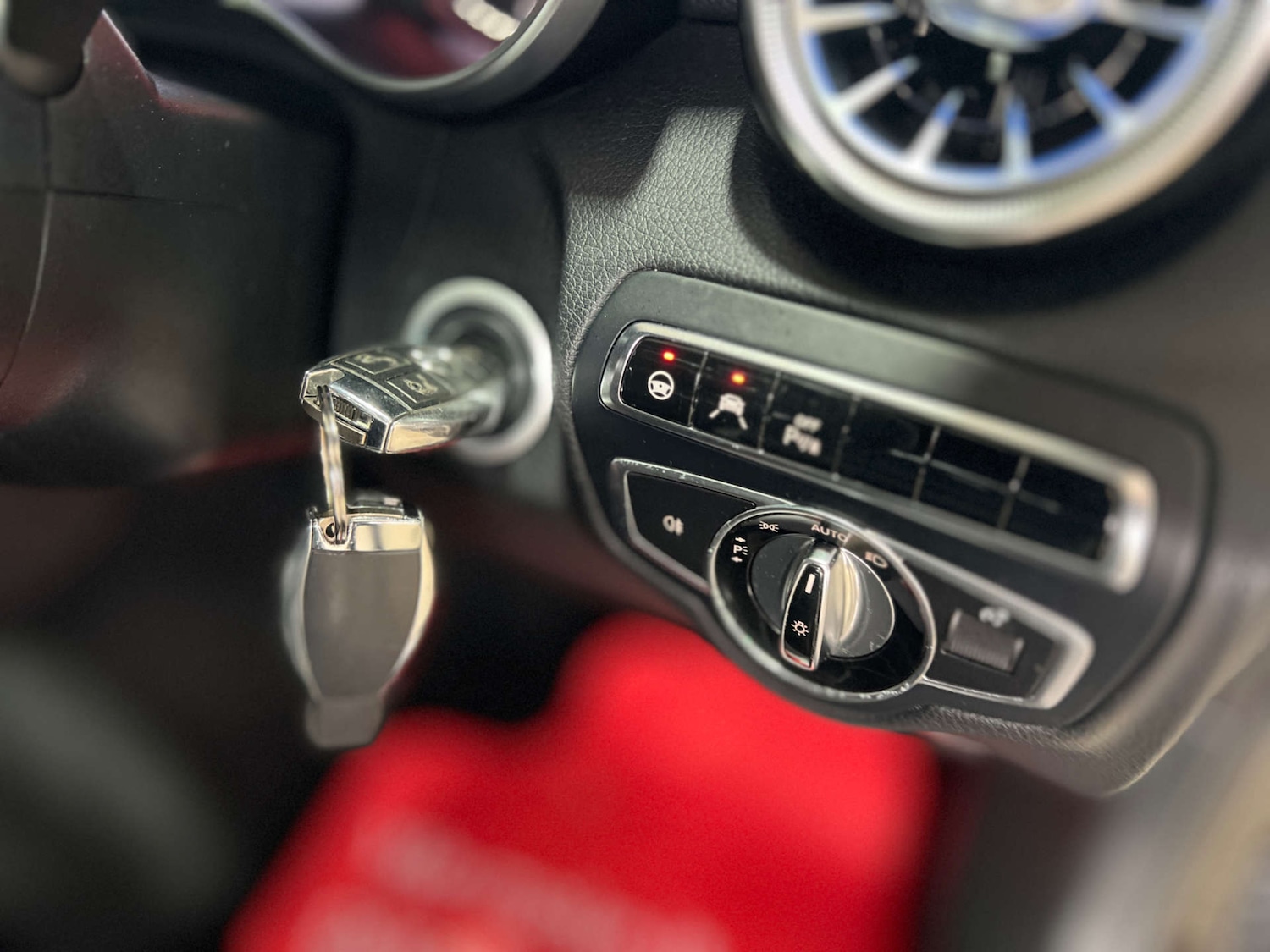 Used Mercedes-Benz C Class 2016 for sale - 77606759: Photo 7