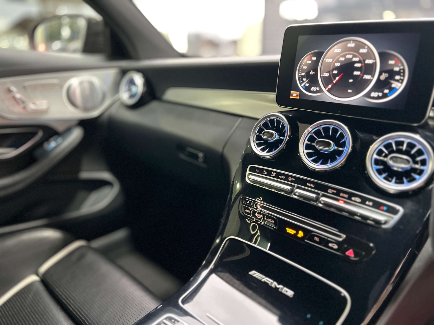 Used Mercedes-Benz C Class 2016 for sale - 77606759: Photo 8