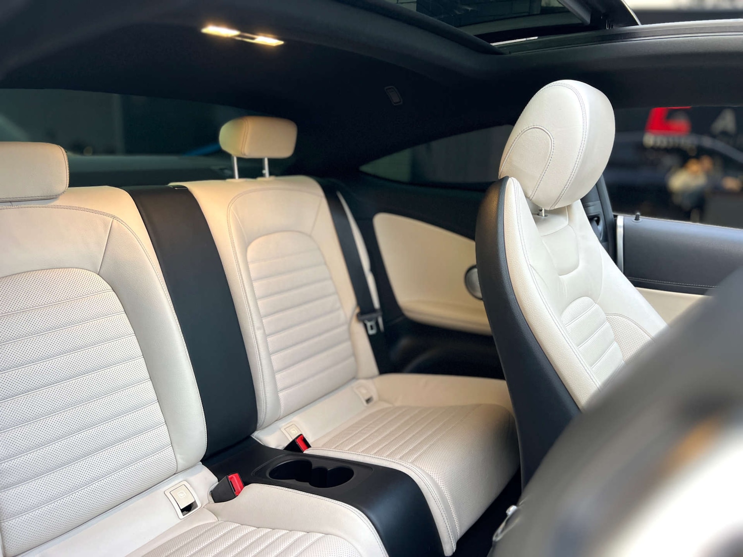 Used Mercedes-Benz C Class 2018 for sale - 77775419: Photo 9