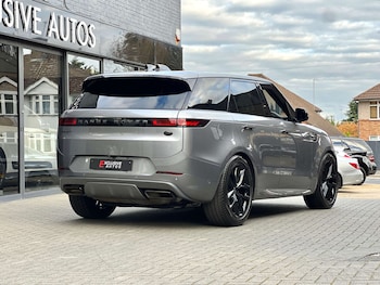 Used Land Rover Range Rover Sport 2022 for sale - 76600793: Photo