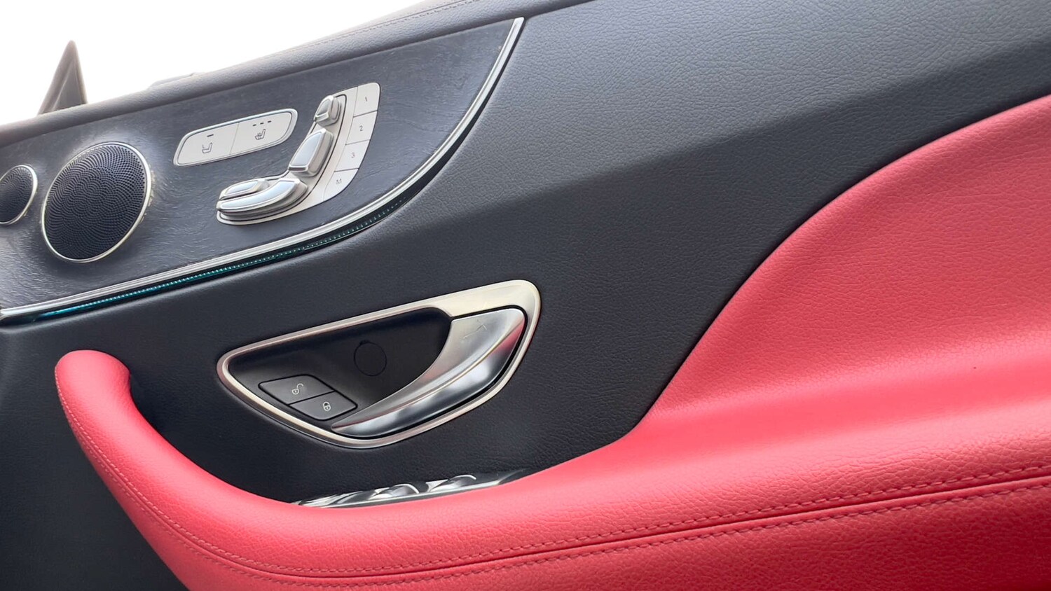 Used Mercedes-Benz E Class 2018 for sale - 77446377: Photo 25