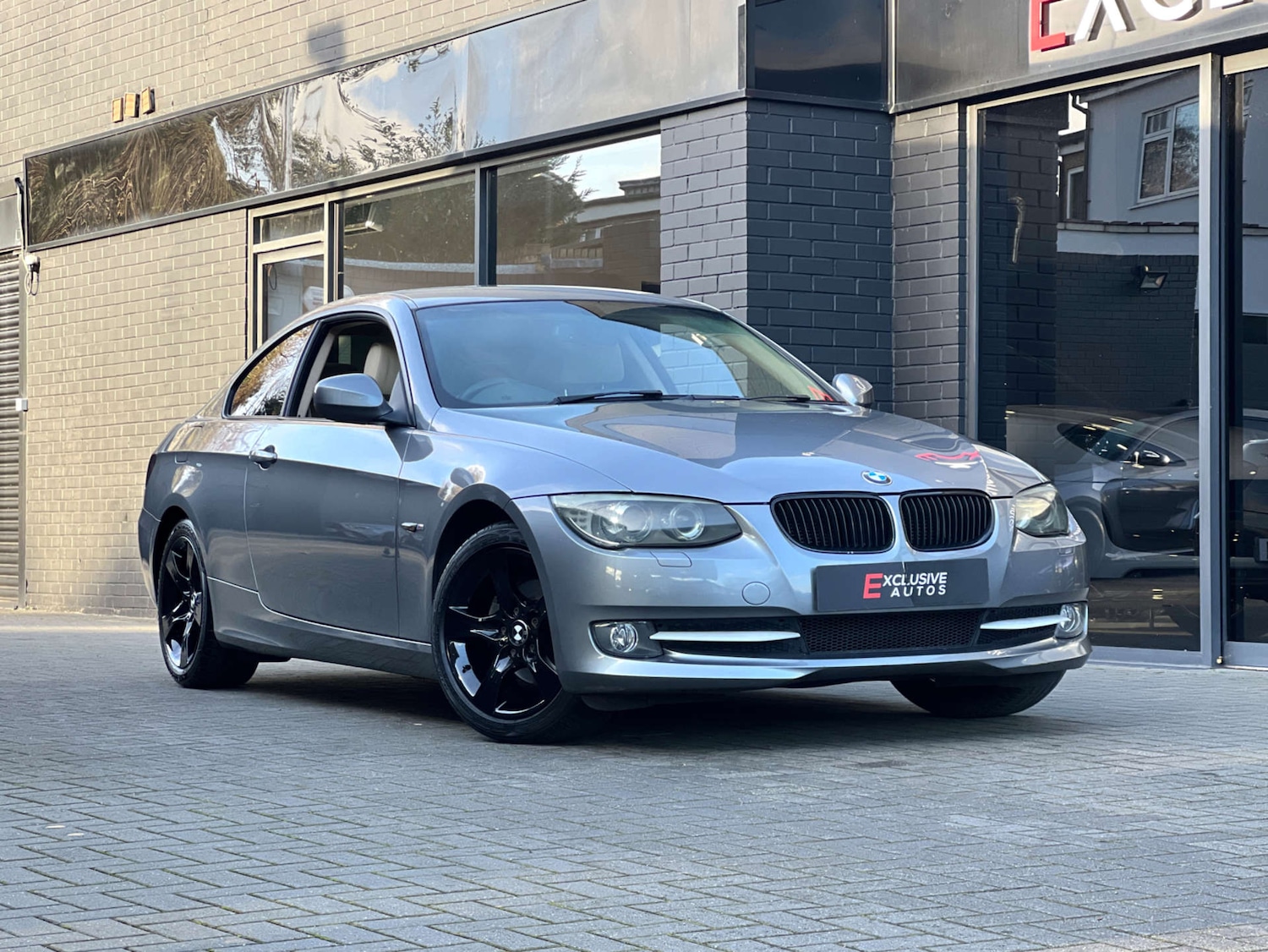 Used BMW 3 Series 2012 for sale - 76942852: Photo 1