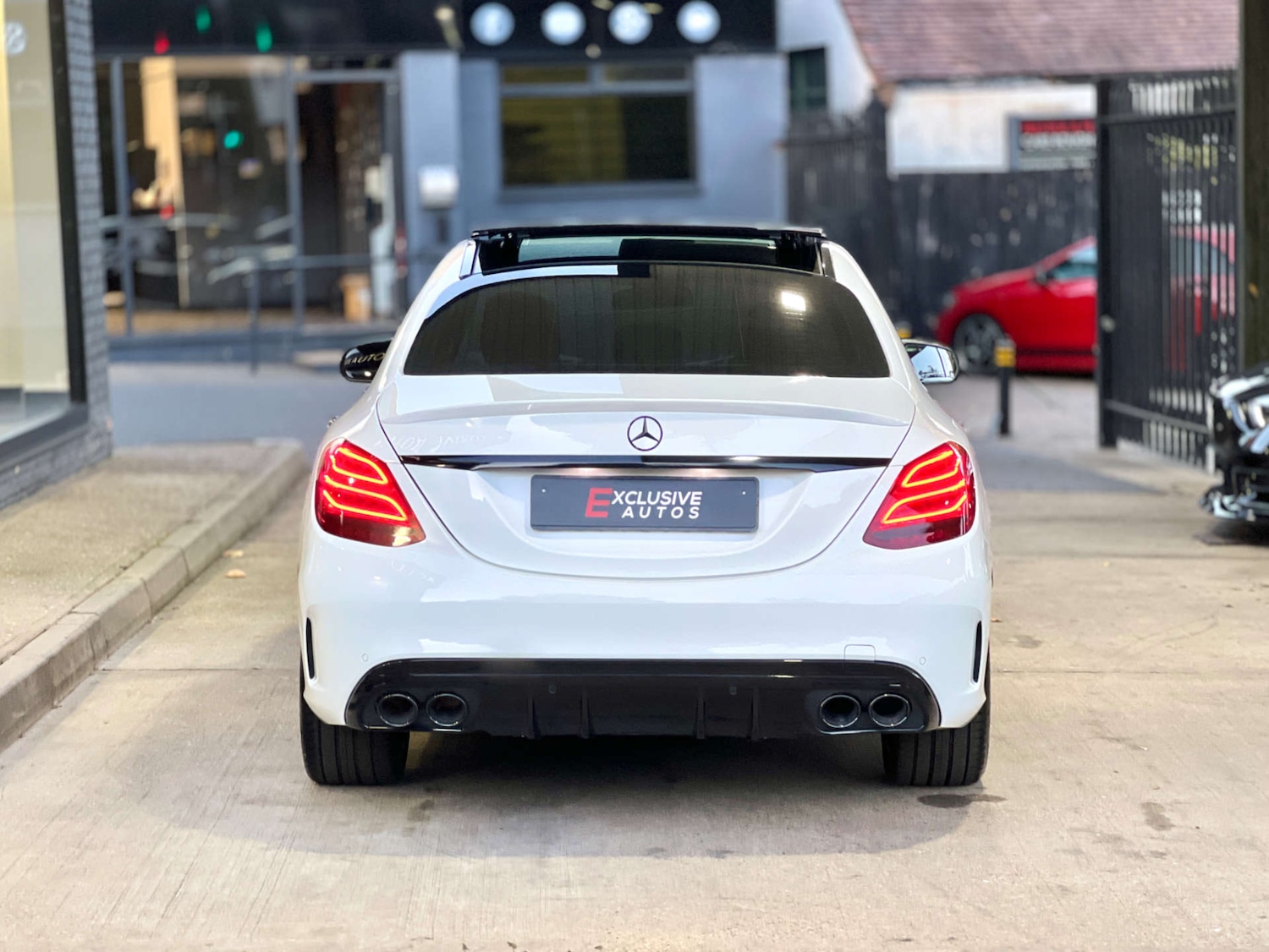 Used Mercedes-Benz C Class 2018 for sale - 76363583: Photo 35