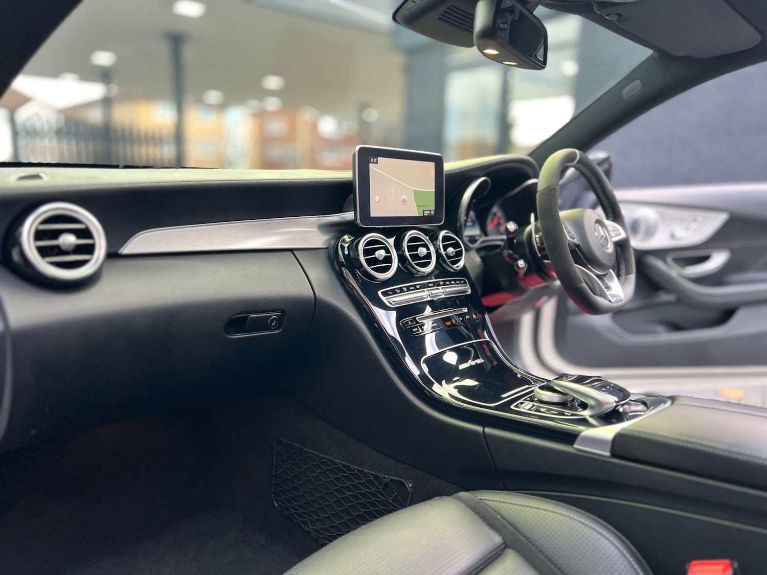 Used Mercedes-Benz C Class 2017 for sale - 76477436: Photo 9