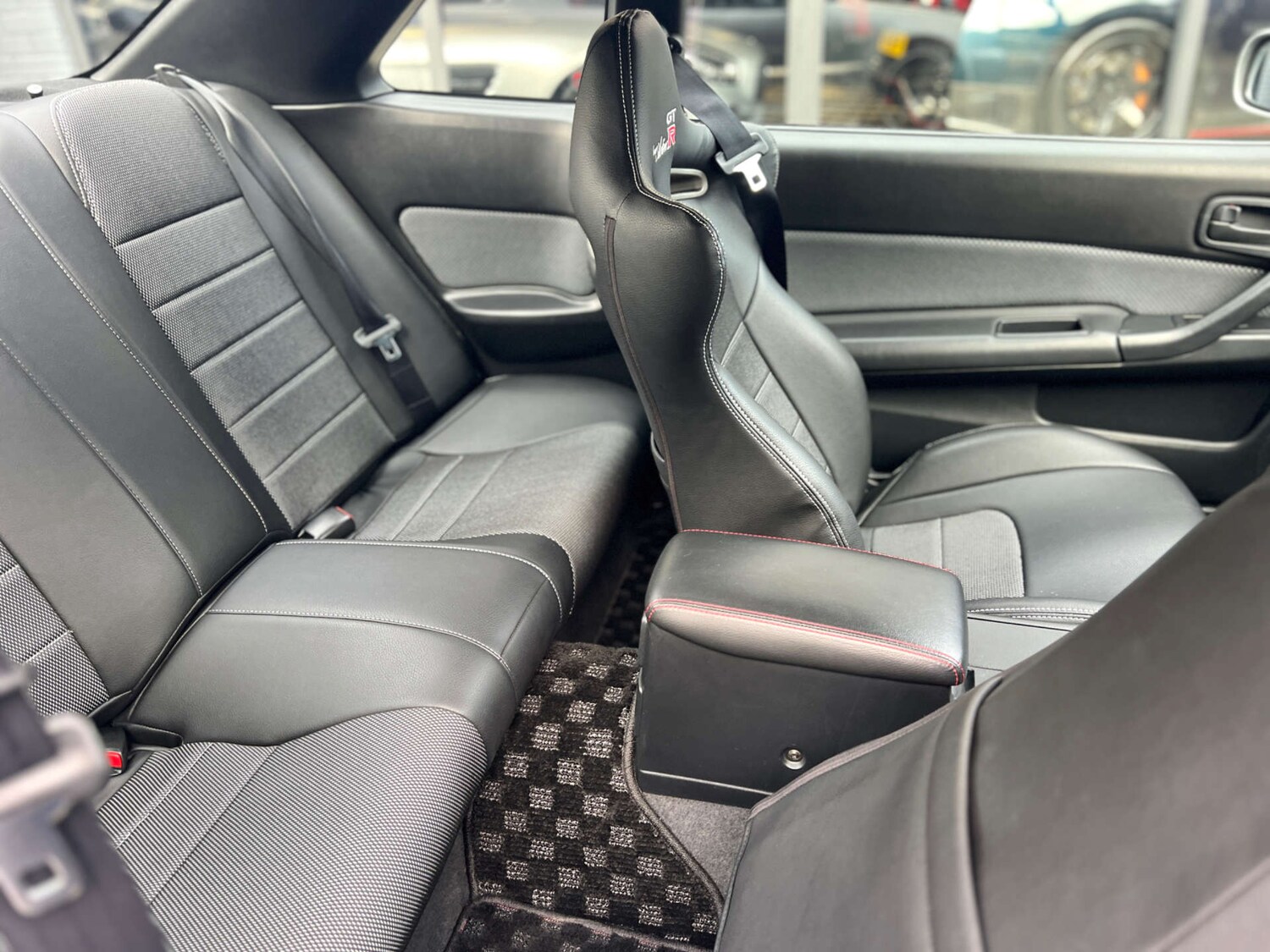 Used Nissan Skyline 1999 for sale - 76601782: Photo 46