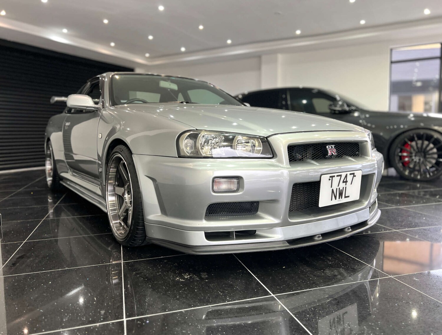 Used Nissan Skyline 1999 for sale - 76601782: Photo 61