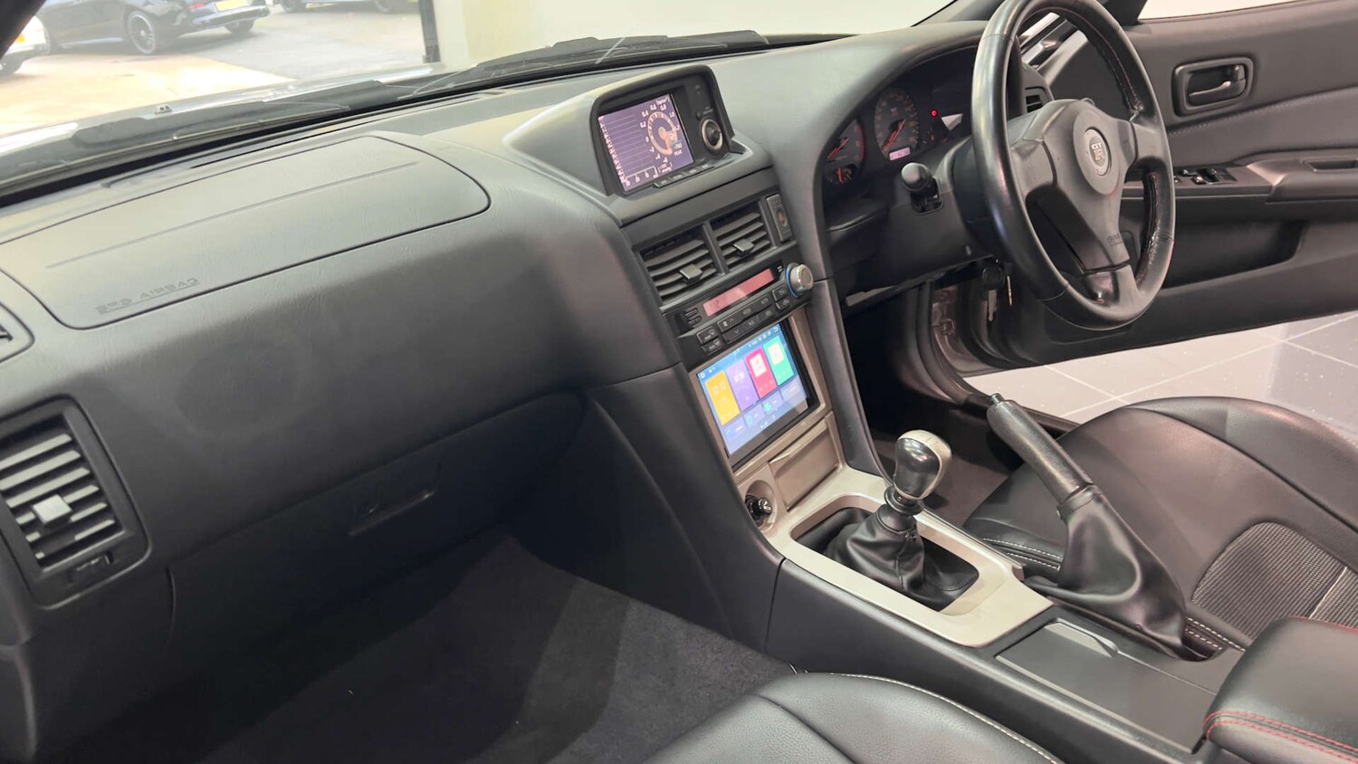 Used Nissan Skyline 1999 for sale - 76601782: Photo 67