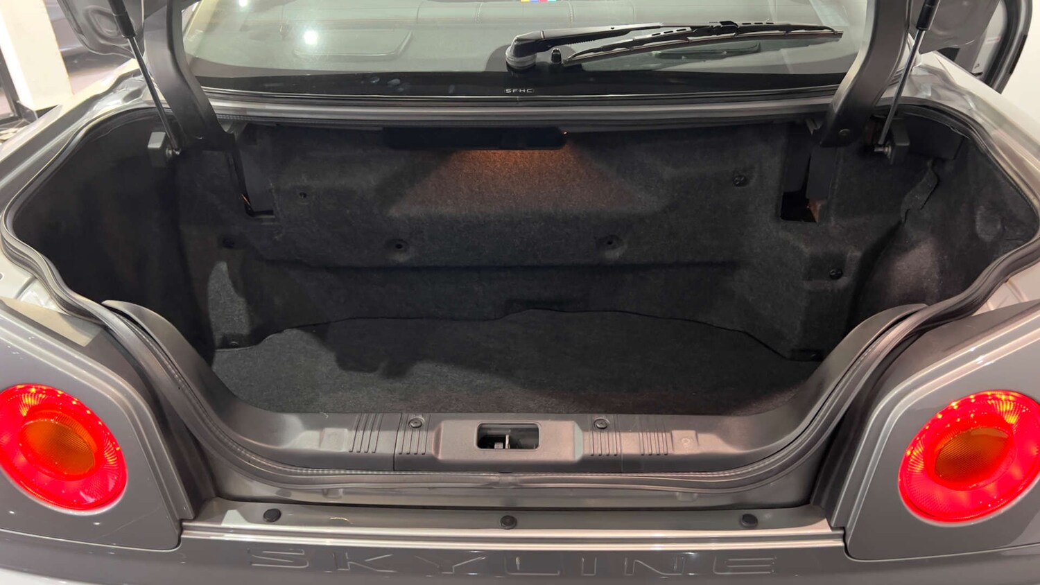 Used Nissan Skyline 1999 for sale - 76601782: Photo 70