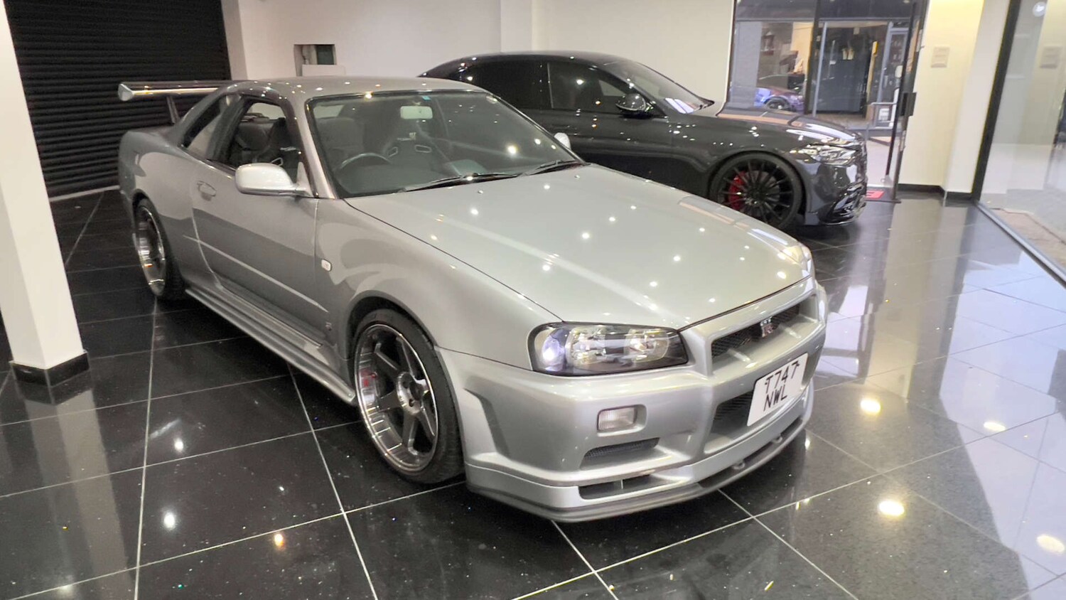 Used Nissan Skyline 1999 for sale - 76601782: Photo 76