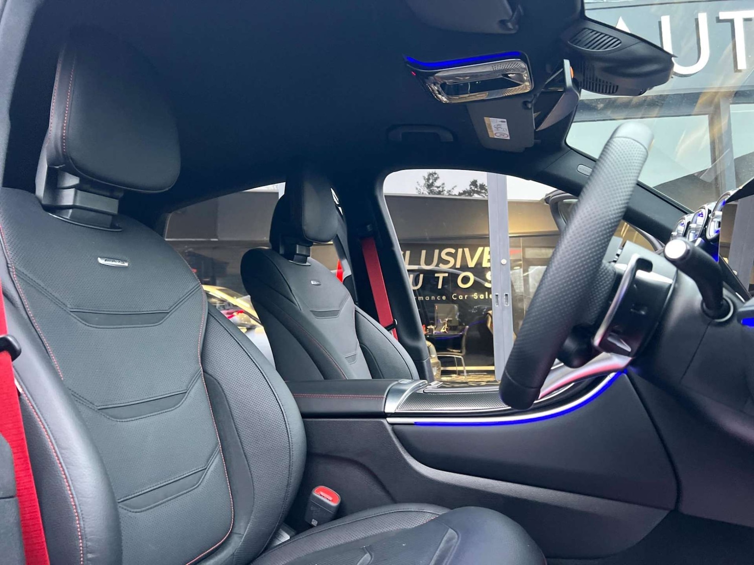 Used Mercedes-Benz GLC 2024 for sale - 76601944: Photo 2